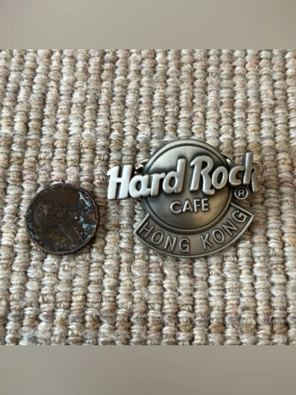 Vintage Hard Rock Cafe pin badge HONG KONG logo pin No.103 - Picture 3 of 3